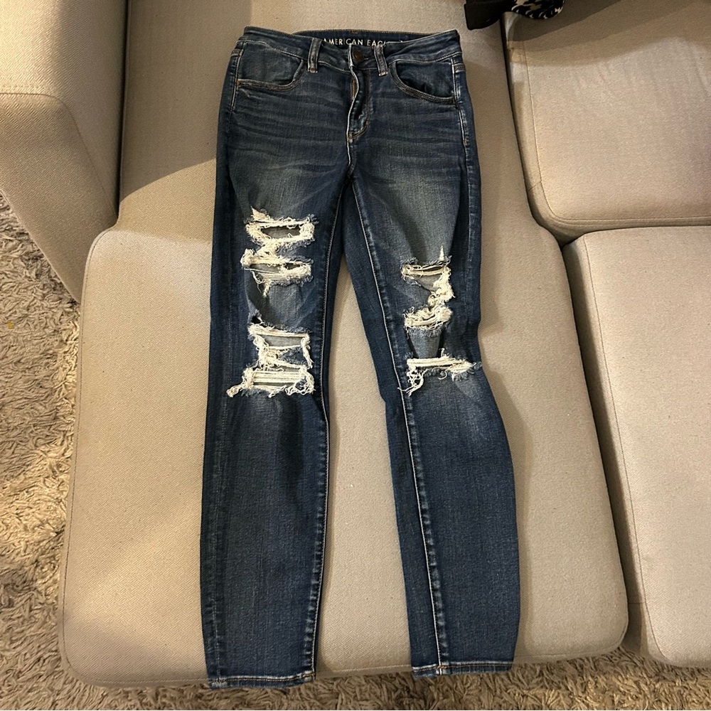 American Eagle Outfitters Women's Ripped Dark Blue Skinny Jeans Short